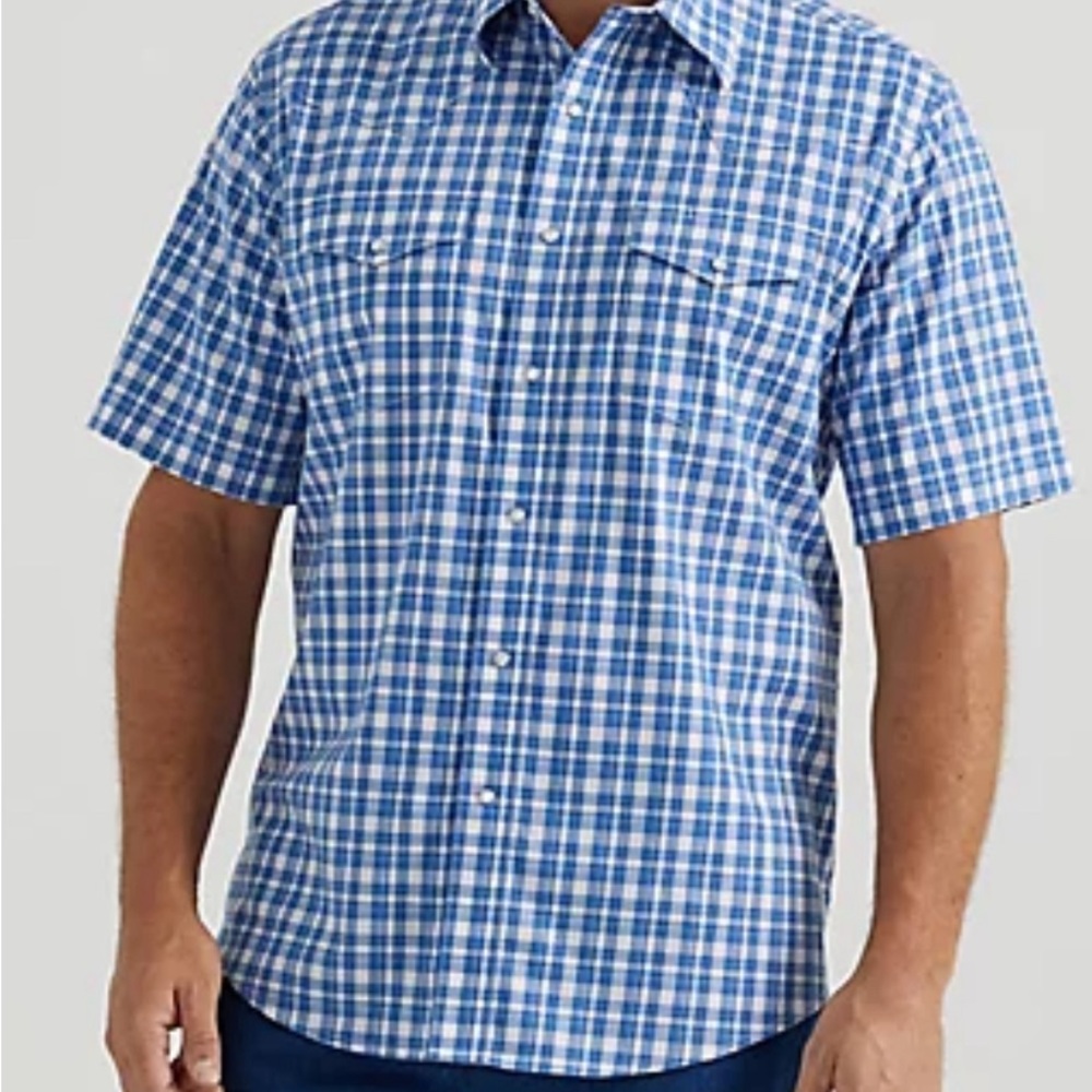 WRANGLER WRINKLE RESIST SHORT SLEEVE WESTERN SNAP PLAID SHIRT